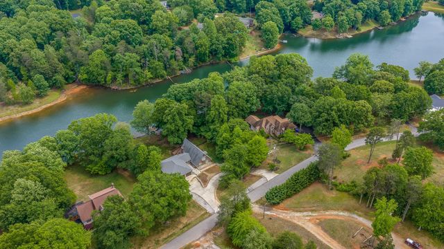 111 Englewood Drive, Inman, SC 29349