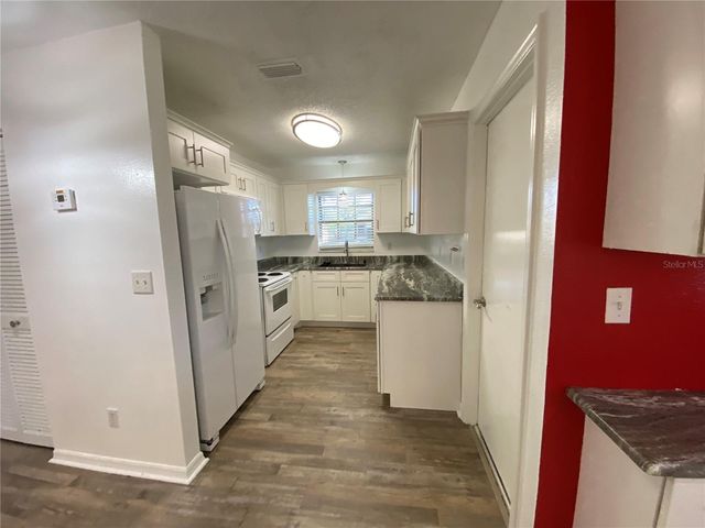 754 W CAREY LANE, Avon Park, FL 33825