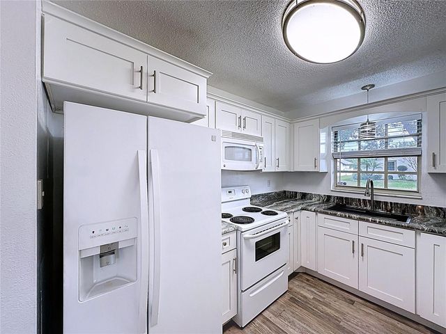 754 W CAREY LANE, Avon Park, FL 33825