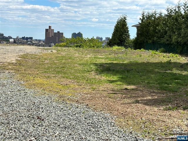 55 & 69 Bluff Road, Fort Lee, NJ 07024