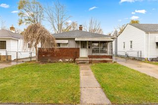 4924 Pelham Street, Dearborn Heights, MI 48125