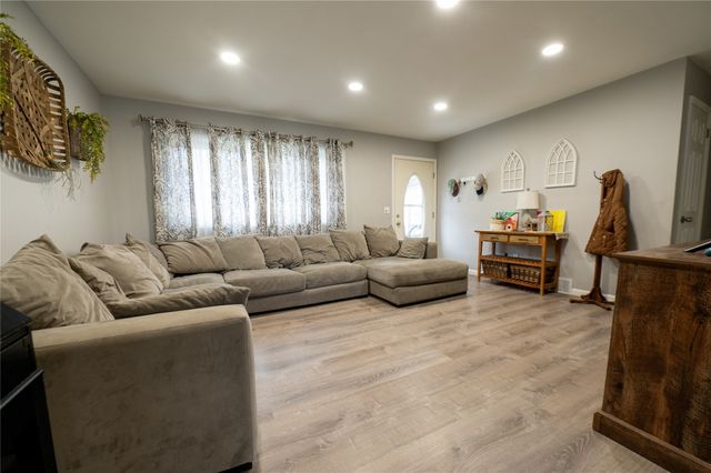 538 E 37TH Street, Erie, PA 16504