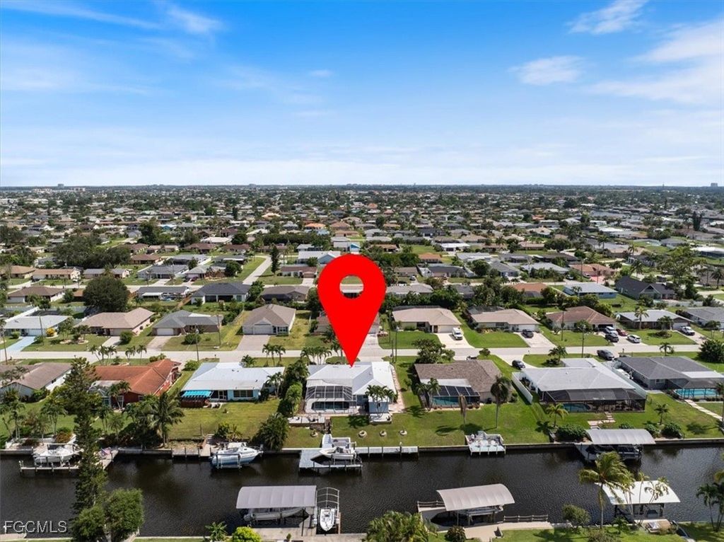 1121 SE 29th TER, Cape Coral, FL 33904