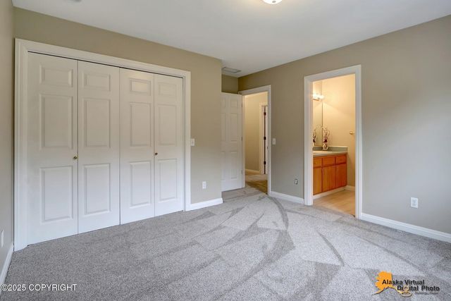 900 Botanical Heights Circle, Anchorage, AK 99515