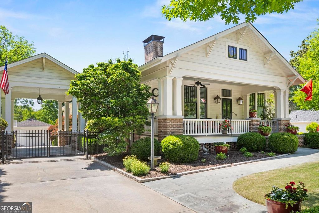 1982 Rugby Avenue, Atlanta, GA 30337