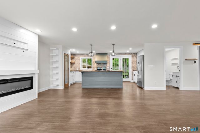 65 George Drive, Vernon, CT 06066