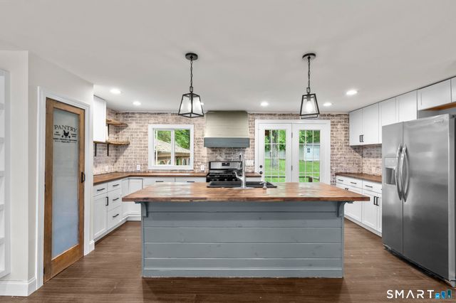 65 George Drive, Vernon, CT 06066