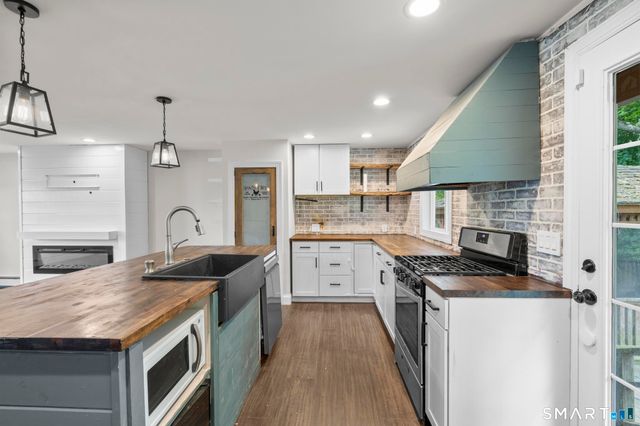 65 George Drive, Vernon, CT 06066