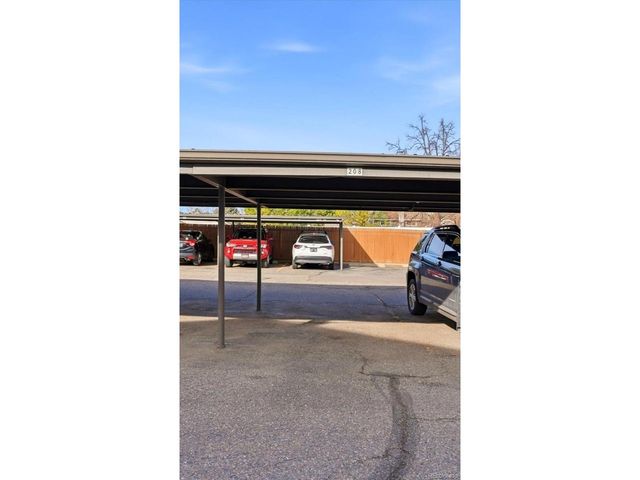 7105 S Gaylord St B1, Centennial, CO 80122