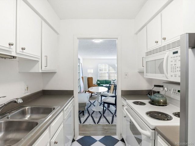 7105 S Gaylord St B1, Centennial, CO 80122