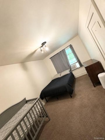 149 S Gates Street, Detroit, MI 48209