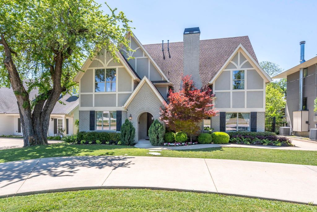 6726 Williamson Road, Dallas, TX 75214
