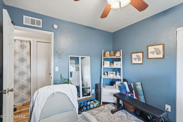 3735 N Gunnison Drive, Tucson, AZ 85749