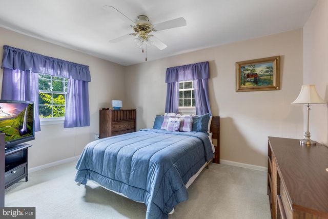 6006 MERRYVALE CT, Springfield, VA 22152