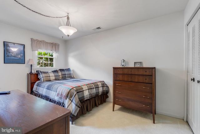 6006 MERRYVALE CT, Springfield, VA 22152