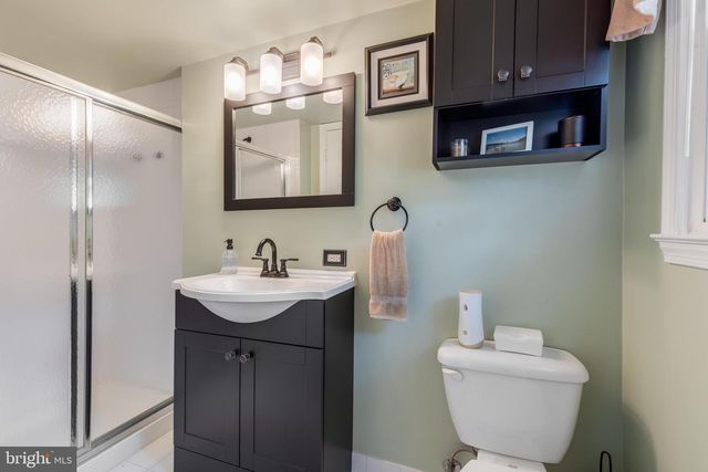 6006 MERRYVALE CT, Springfield, VA 22152