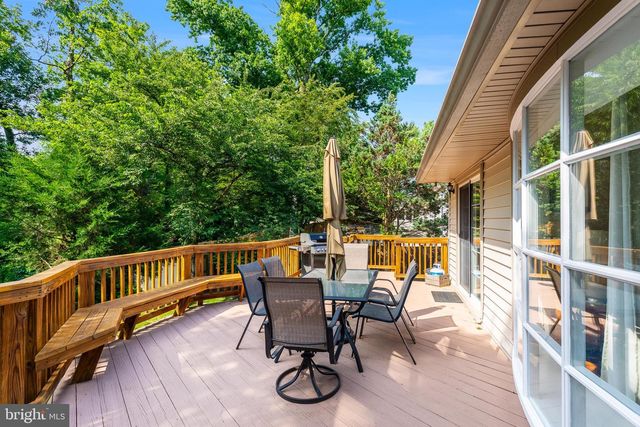 6006 MERRYVALE CT, Springfield, VA 22152