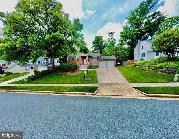 6006 MERRYVALE CT, Springfield, VA 22152