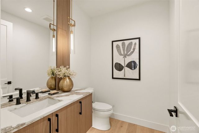 15103 SE 41st Place, Bellevue, WA 98006