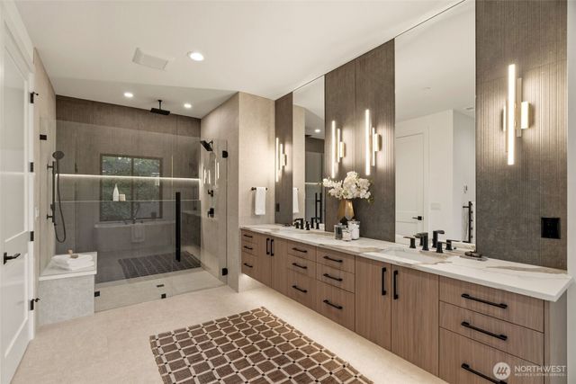 15103 SE 41st Place, Bellevue, WA 98006