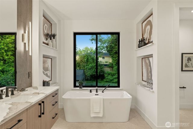15103 SE 41st Place, Bellevue, WA 98006