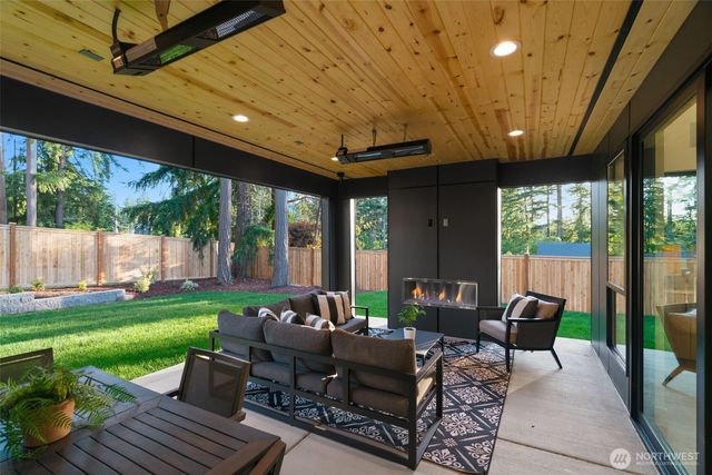 15103 SE 41st Place, Bellevue, WA 98006