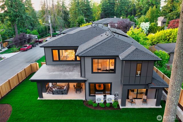 15103 SE 41st Place, Bellevue, WA 98006