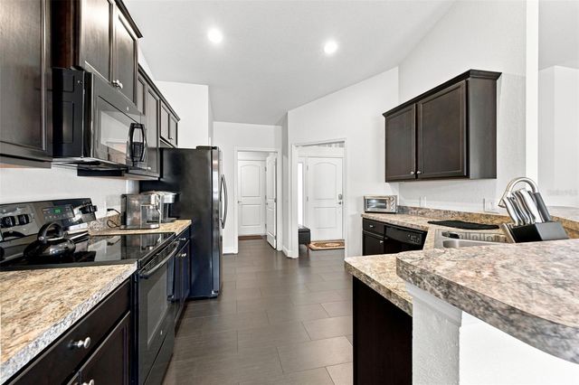3777 FANTASY WAY, Brooksville, FL 34604