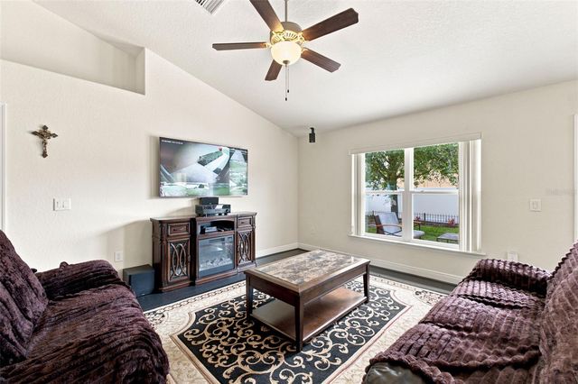 3777 FANTASY WAY, Brooksville, FL 34604