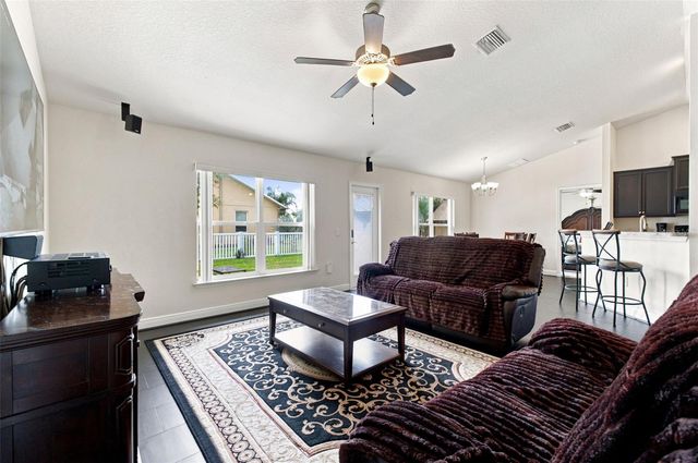 3777 FANTASY WAY, Brooksville, FL 34604
