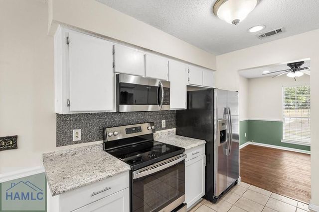 1801 Dunlevie Road, Allenhurst, GA 31301
