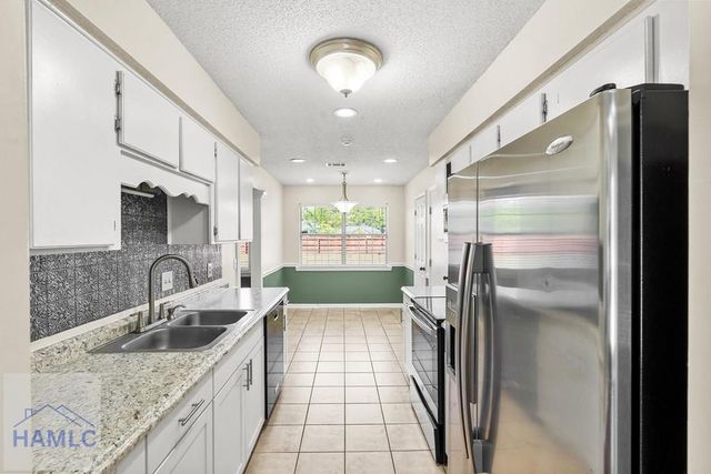1801 Dunlevie Road, Allenhurst, GA 31301