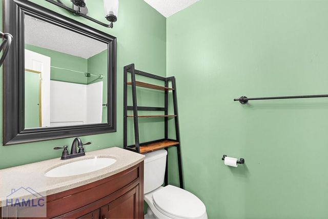 1801 Dunlevie Road, Allenhurst, GA 31301
