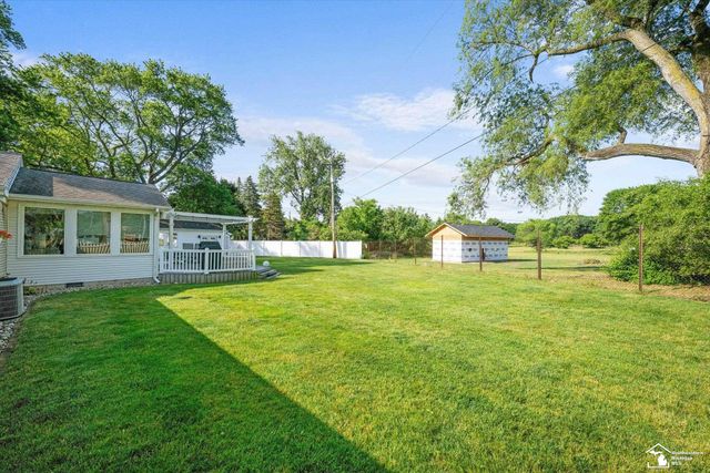 6579 Centennial Drive, Bedford Twp, MI 48182