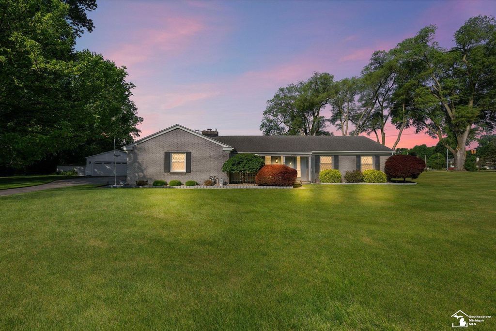 6579 Centennial Drive, Bedford Twp, MI 48182