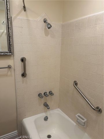 616 Emerald Street 1, Redondo Beach, CA 90277