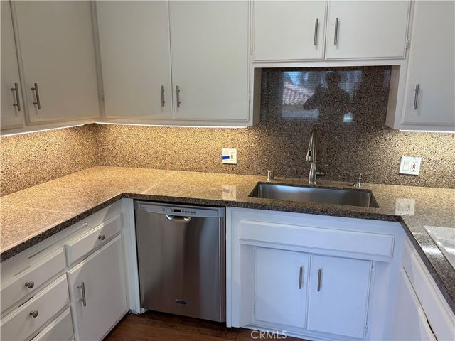 616 Emerald Street 1, Redondo Beach, CA 90277