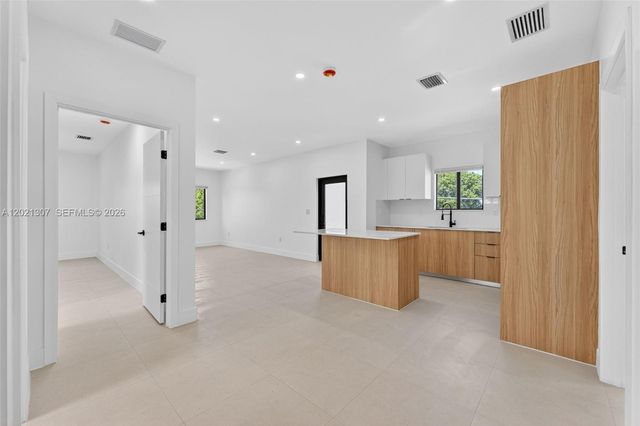 1895 NW 47th Terrace, Miami, FL 33142