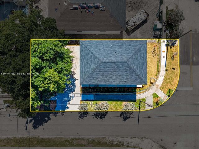1895 NW 47th Terrace, Miami, FL 33142