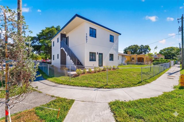 1895 NW 47th Terrace, Miami, FL 33142