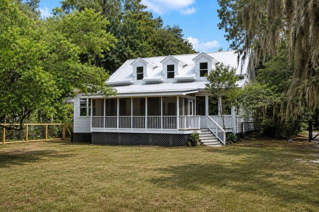 2518 Grace Chapel Road, Wadmalaw Island, SC 29487
