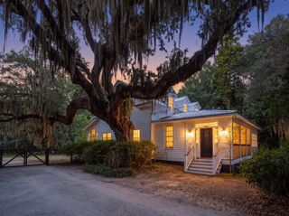 2518 Grace Chapel Road, Wadmalaw Island, SC 29487