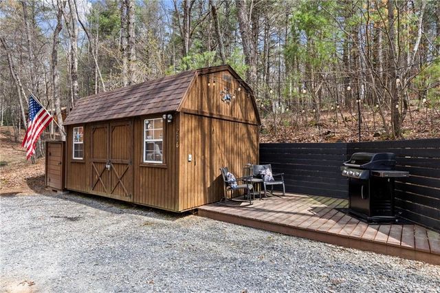 206 Sunny Brook Road, Blue Ridge, GA 30513