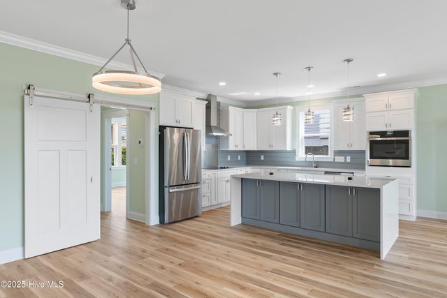 5515 E Pelican Drive, Oak Island, NC 28465