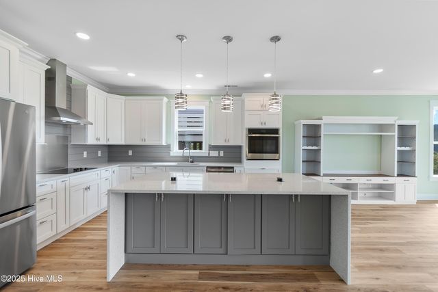 5515 E Pelican Drive, Oak Island, NC 28465