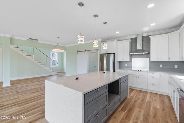 5515 E Pelican Drive, Oak Island, NC 28465