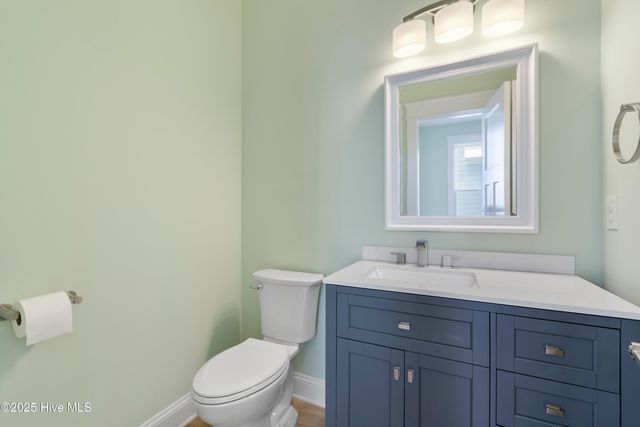 5515 E Pelican Drive, Oak Island, NC 28465