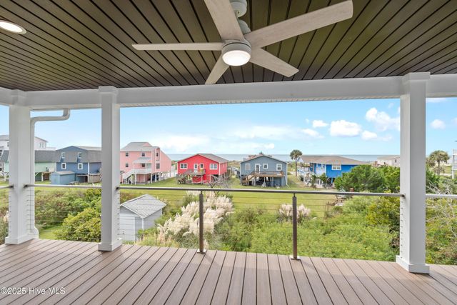 5515 E Pelican Drive, Oak Island, NC 28465