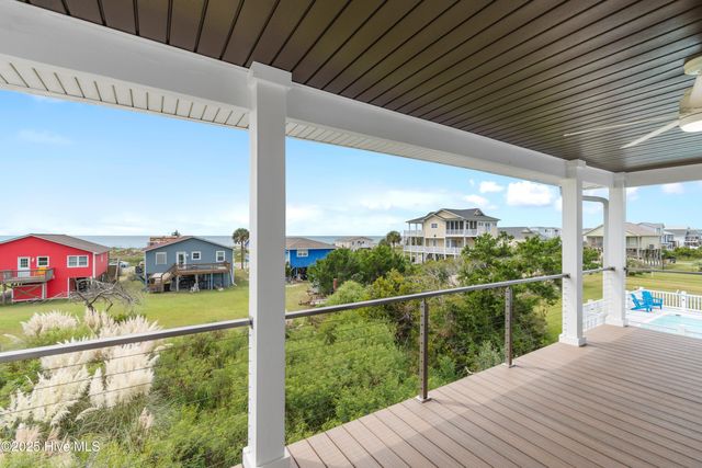 5515 E Pelican Drive, Oak Island, NC 28465