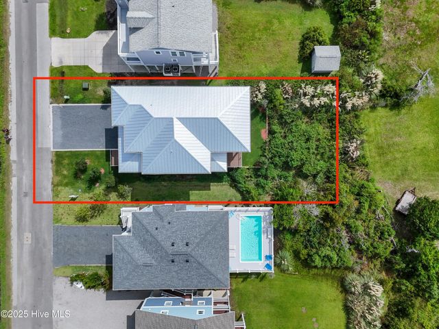 5515 E Pelican Drive, Oak Island, NC 28465